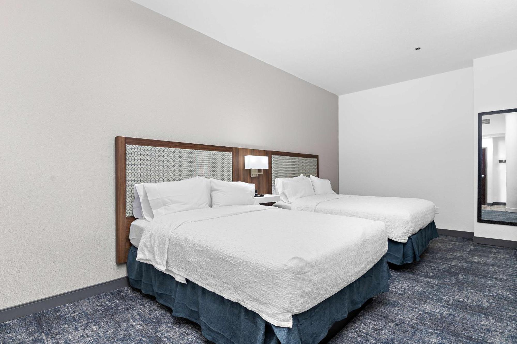 Hampton Inn Kansas City - Downtown Financial District Exteriör bild