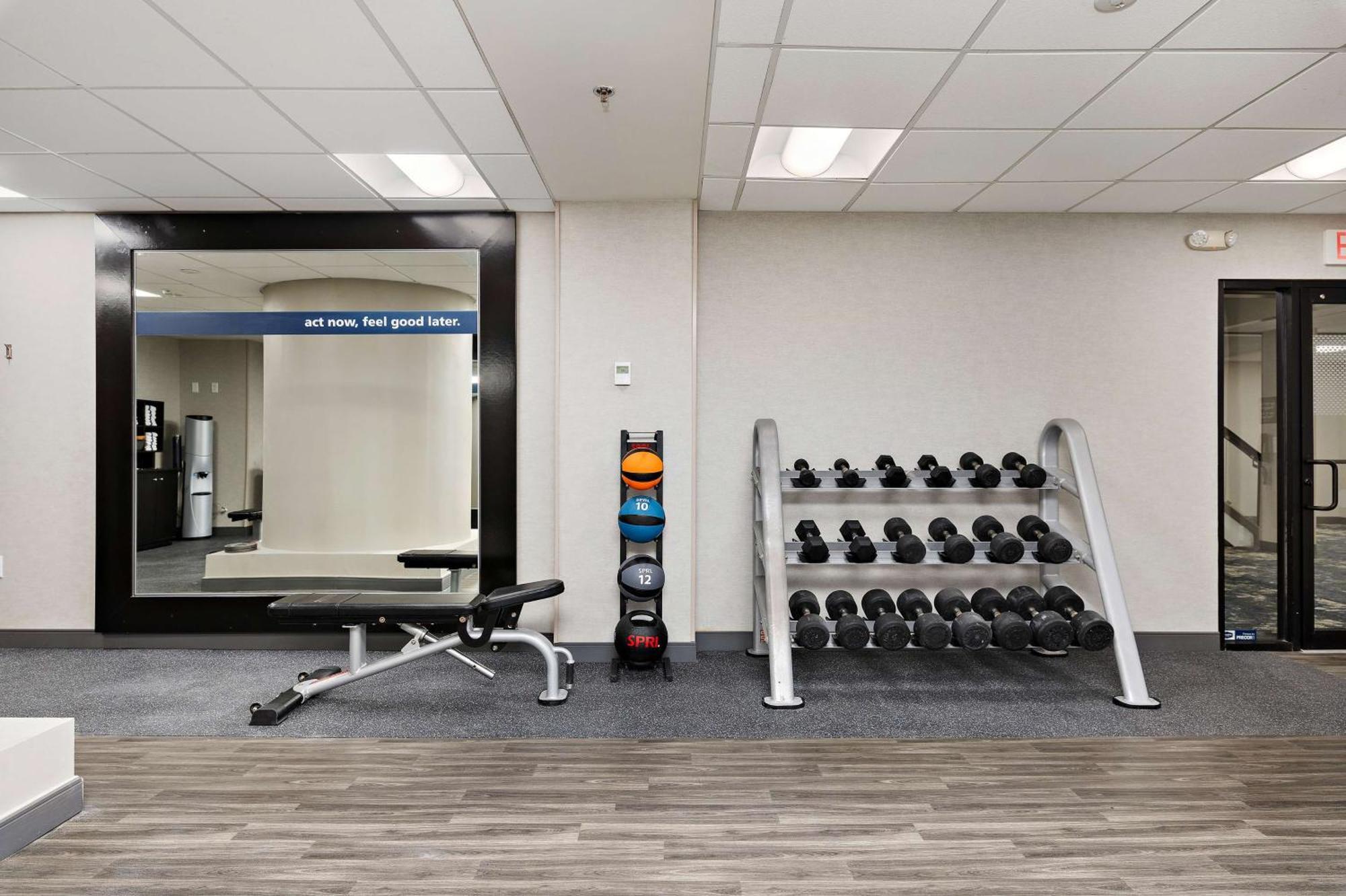 Hampton Inn Kansas City - Downtown Financial District Exteriör bild