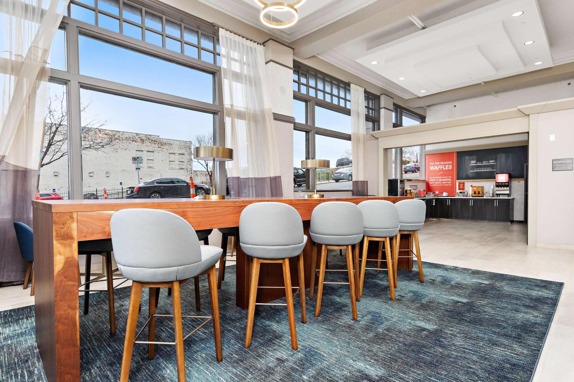 Hampton Inn Kansas City - Downtown Financial District Exteriör bild